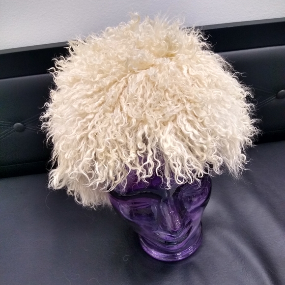Saks Fifth Avenue Accessories - SAKS FIFTH AVENUE VINTAGE HAT